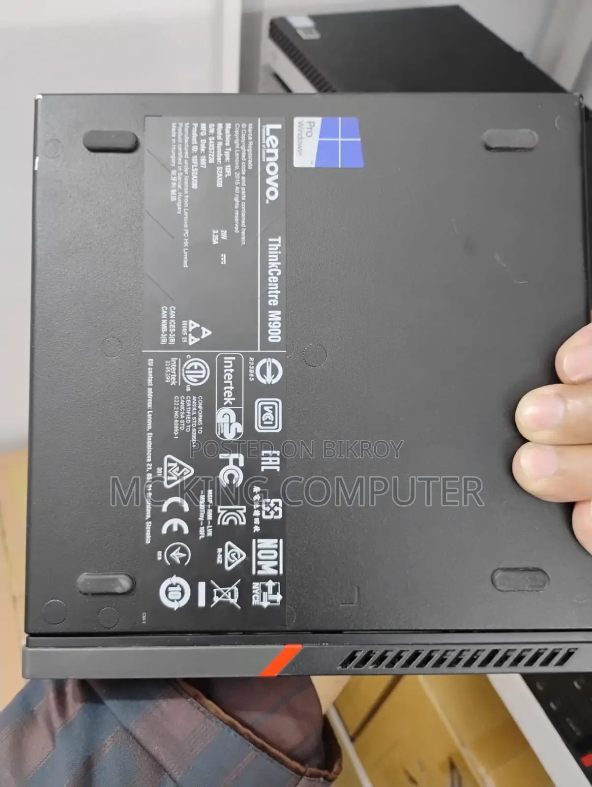 Desktop Computer Lenovo ThinkCentre M700 4GB Intel Core i3 SSD 128GB