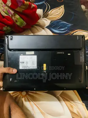fujitsu laptop sell hobe fresh condition (emergency tk dorkar)