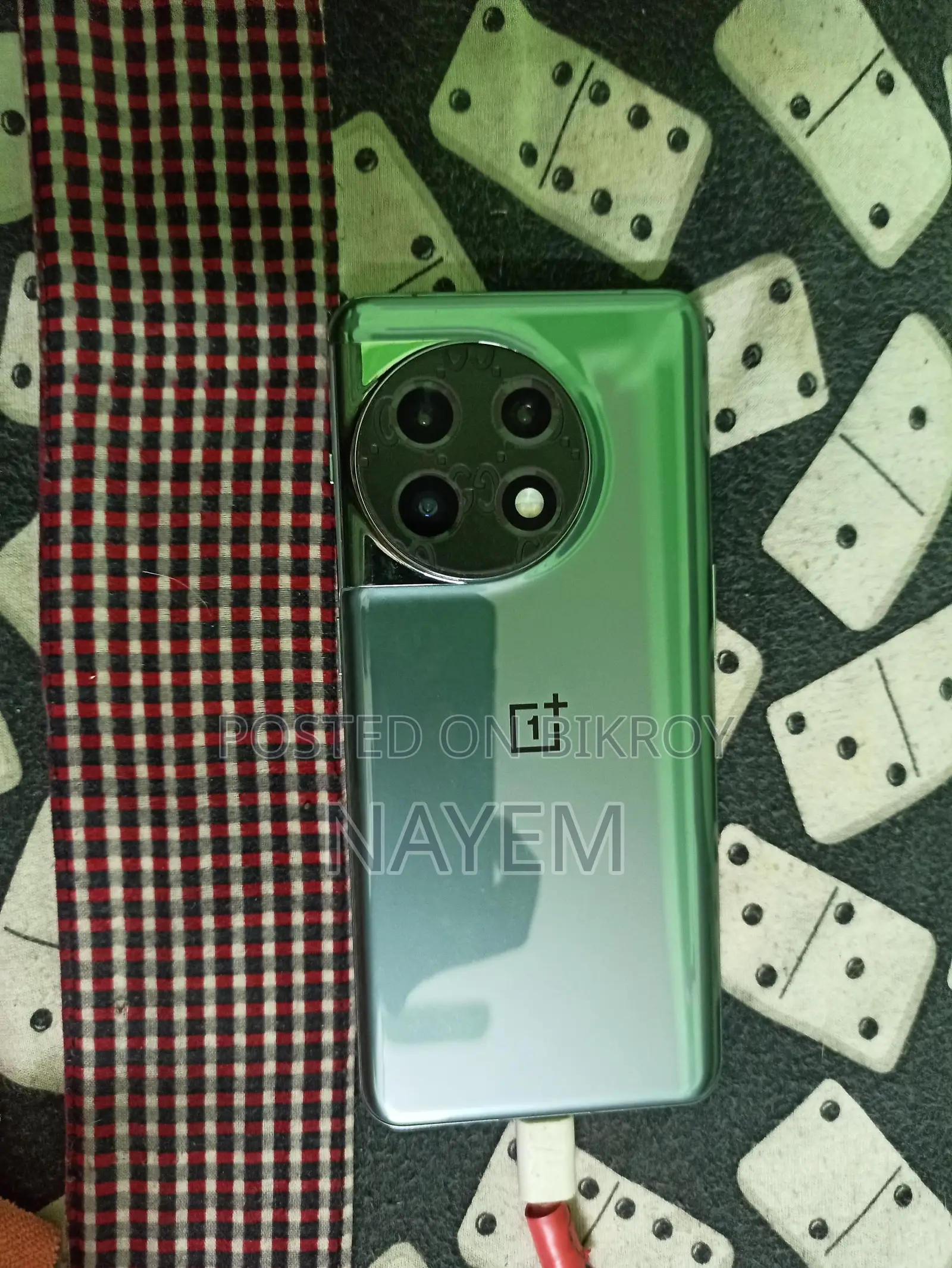 OnePlus 11 . (ব্যবহৃত)