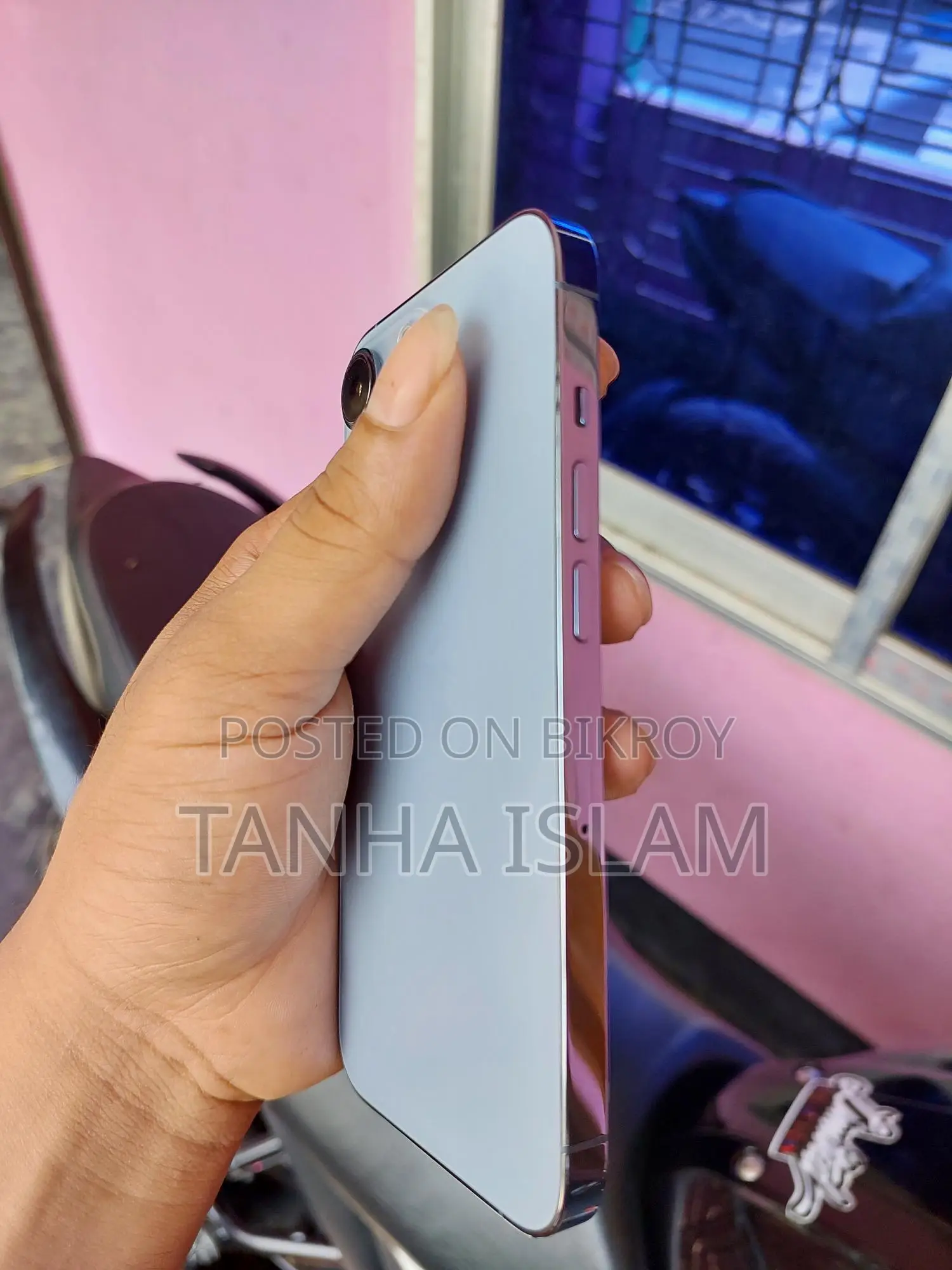 Apple iPhone 13 Pro (Used)
