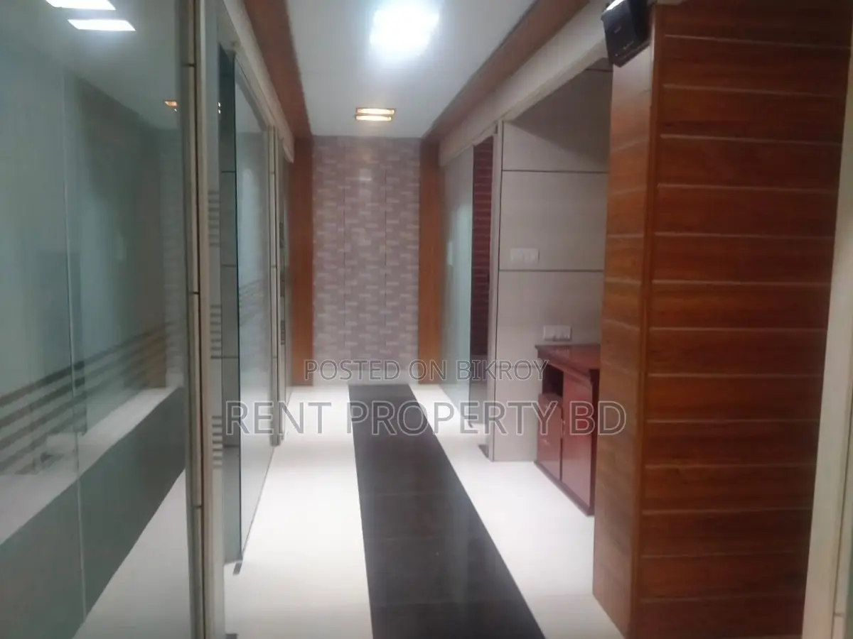 গুলশানে সুসজ্জিত ফুল ফার্নিশড অফিস স্পেস ভাড়া হবে