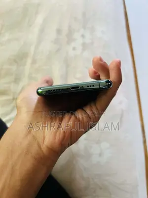 Apple iPhone 11 Pro . (Used)