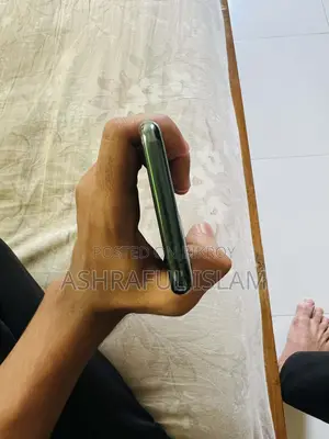 Apple iPhone 11 Pro . (Used)