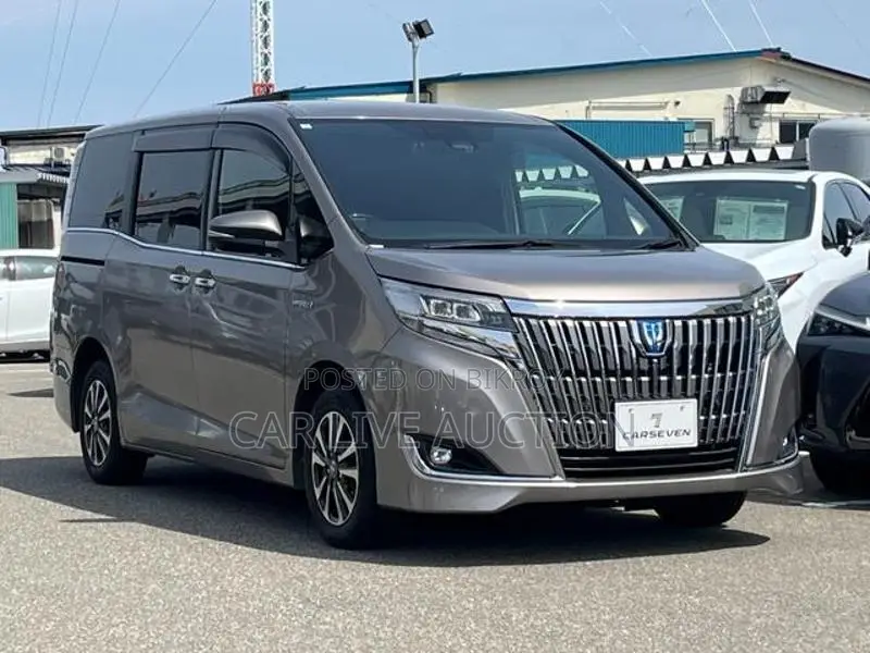 Toyota Esquire Hybrid GI 2021