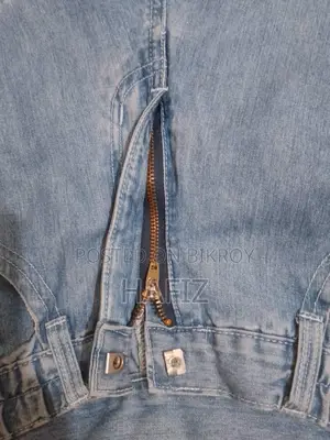 Expert Jeans Short Pants for 24/25 Waist.