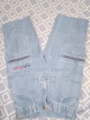 Expert Jeans Short Pants for 24/25 Waist.