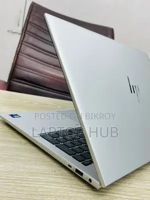 HP EliteBook 860 G11 | CORE ULTRA 7 | 16 GB DDR5 5600 MHz | 512 SSD | 16" Display