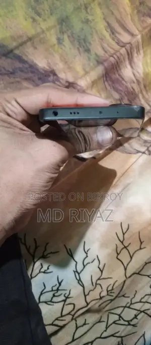 Xiaomi Redmi Note 13 . (Used)
