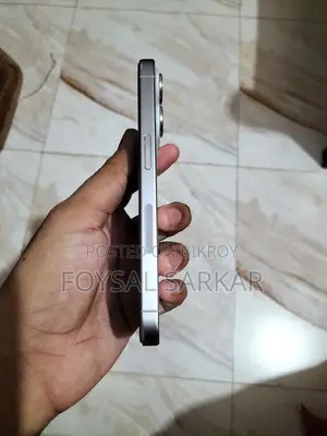 Apple iPhone 15 Pro (Used)