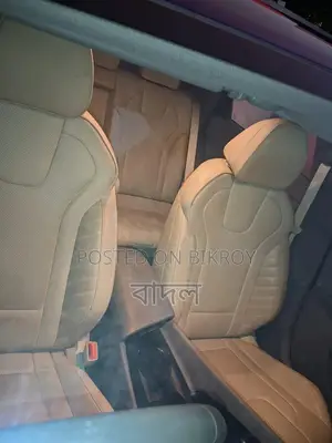 Hyundai Elantra 2024