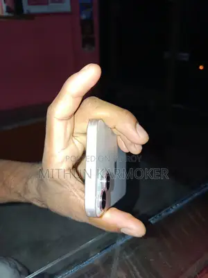 Apple iPhone 13 (Used)