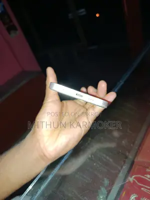 Apple iPhone 13 (Used)
