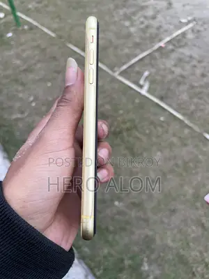 Apple iPhone 11 (Used)
