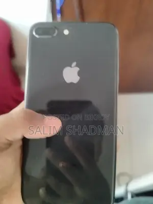 Apple iPhone 8 Plus (Used)