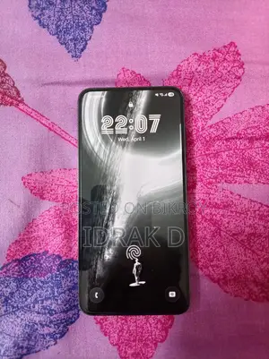 Samsung Galaxy S23 . (Used)