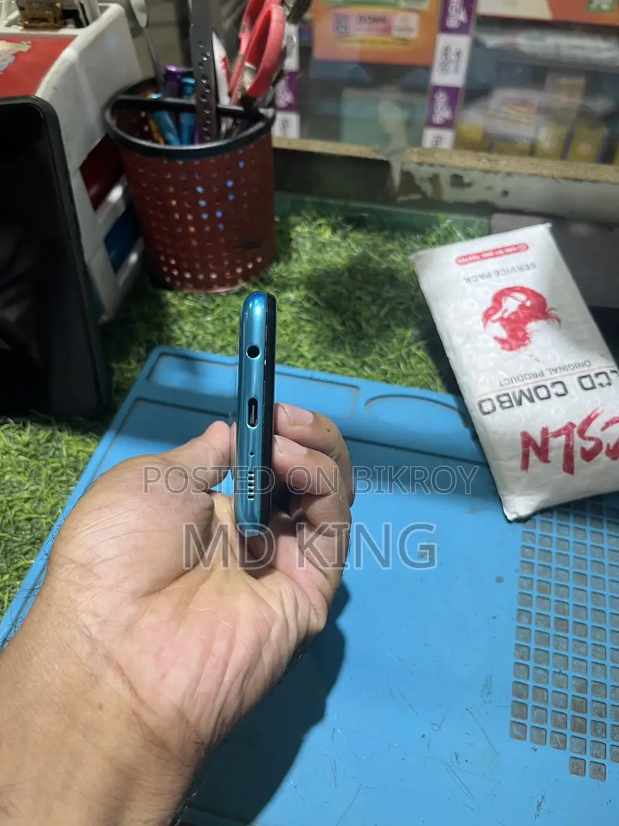 Samsung Galaxy A50 (Used)