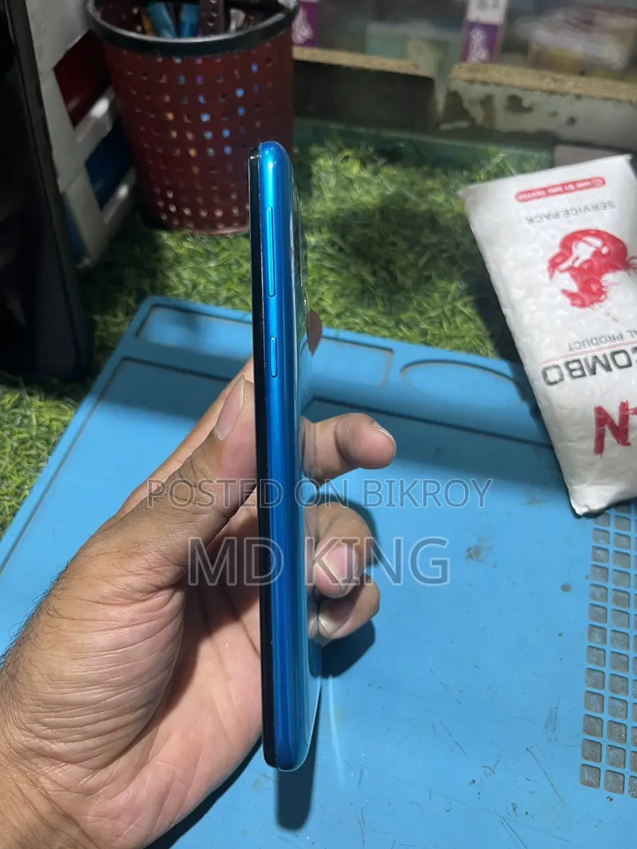 Samsung Galaxy A50 (Used)