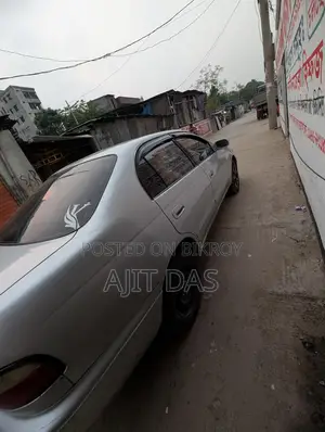 Toyota Corolla . 1996