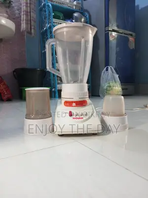ব্লেন্ডার।