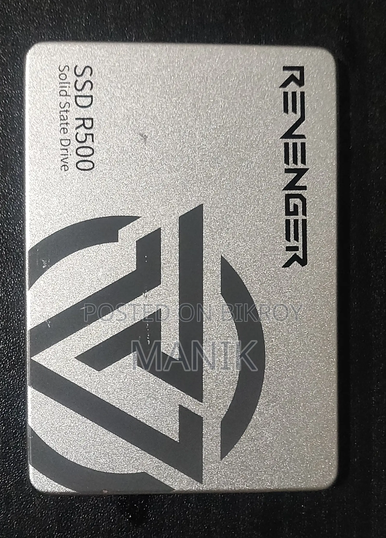 256 GB SSD