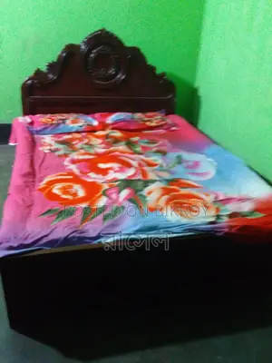 Selling an old mahogany wood box bed