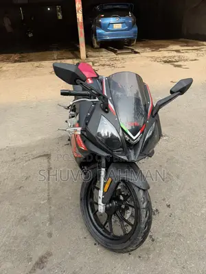 এপ্রিলিয়া জিপিআর ১৫০ ২০২৪