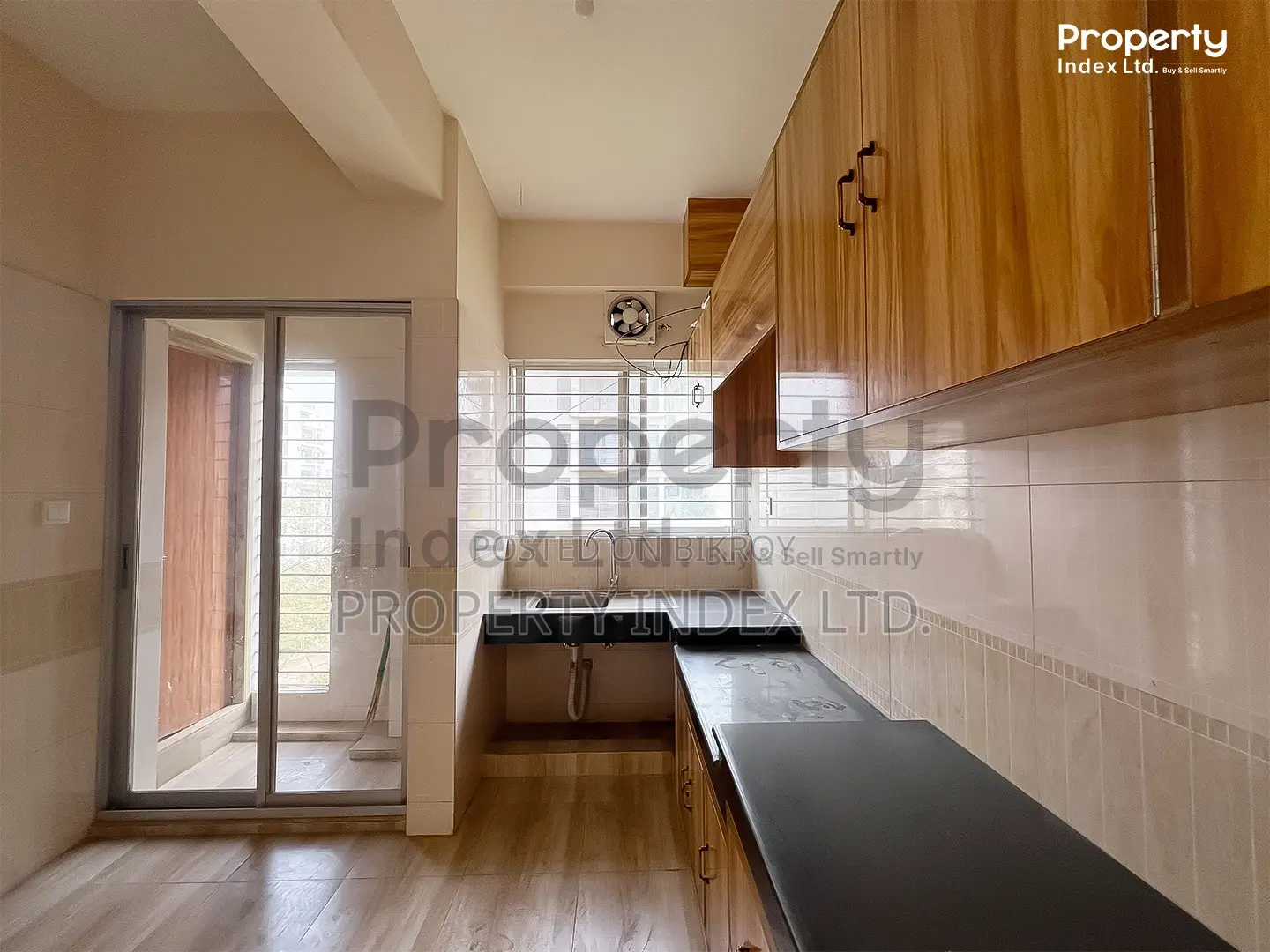 Flat for Sale! 1587 sqft Apartment at Bashundhara R/A, L Block