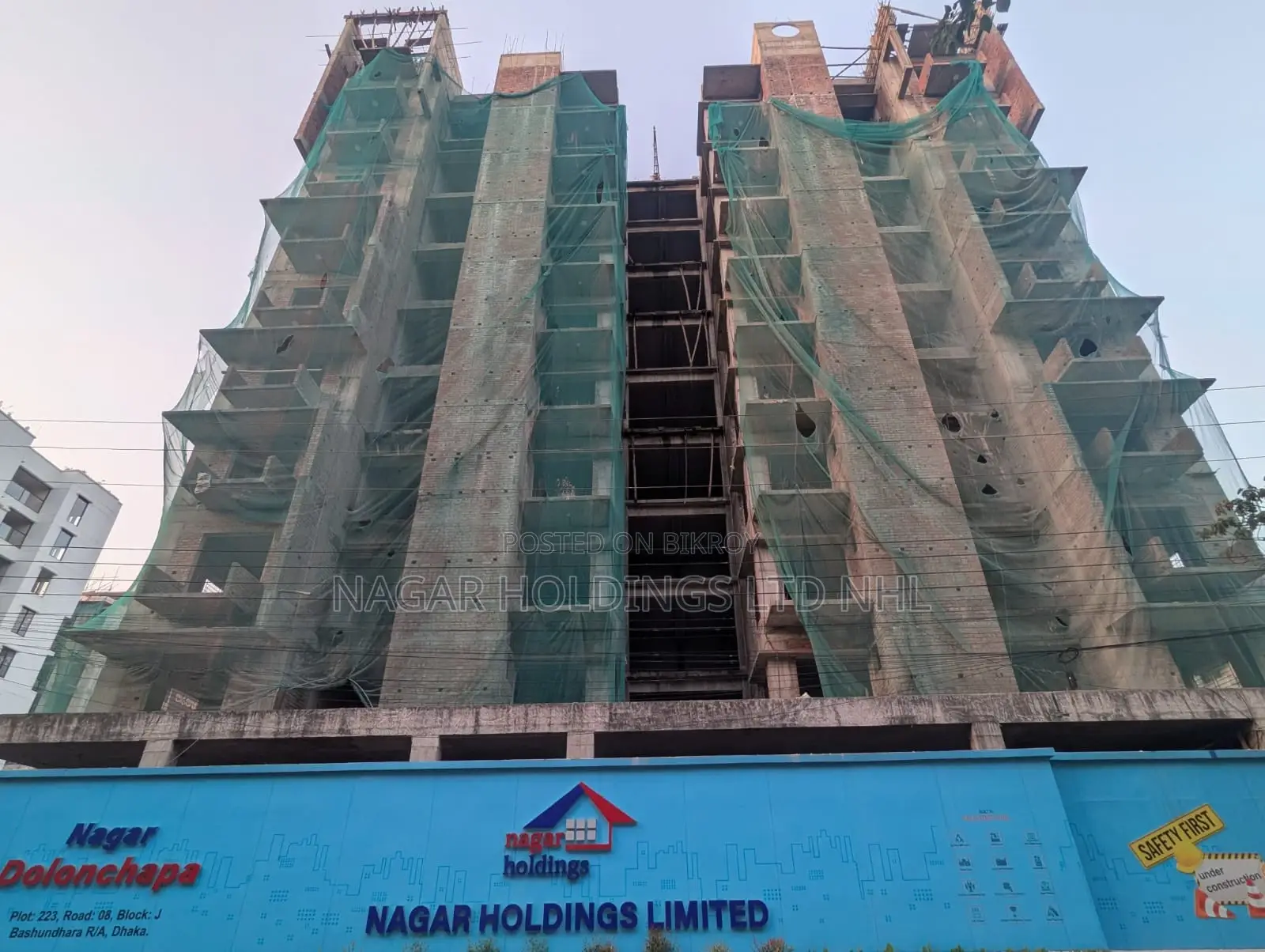 2450 Sft Luxurious living Apartment Sales at Bashundhara R/A, Dhaka