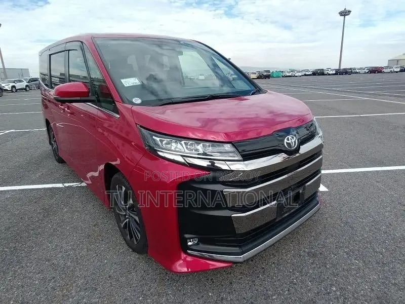 Toyota Noah S-Z PACKAGE NON HV 2022