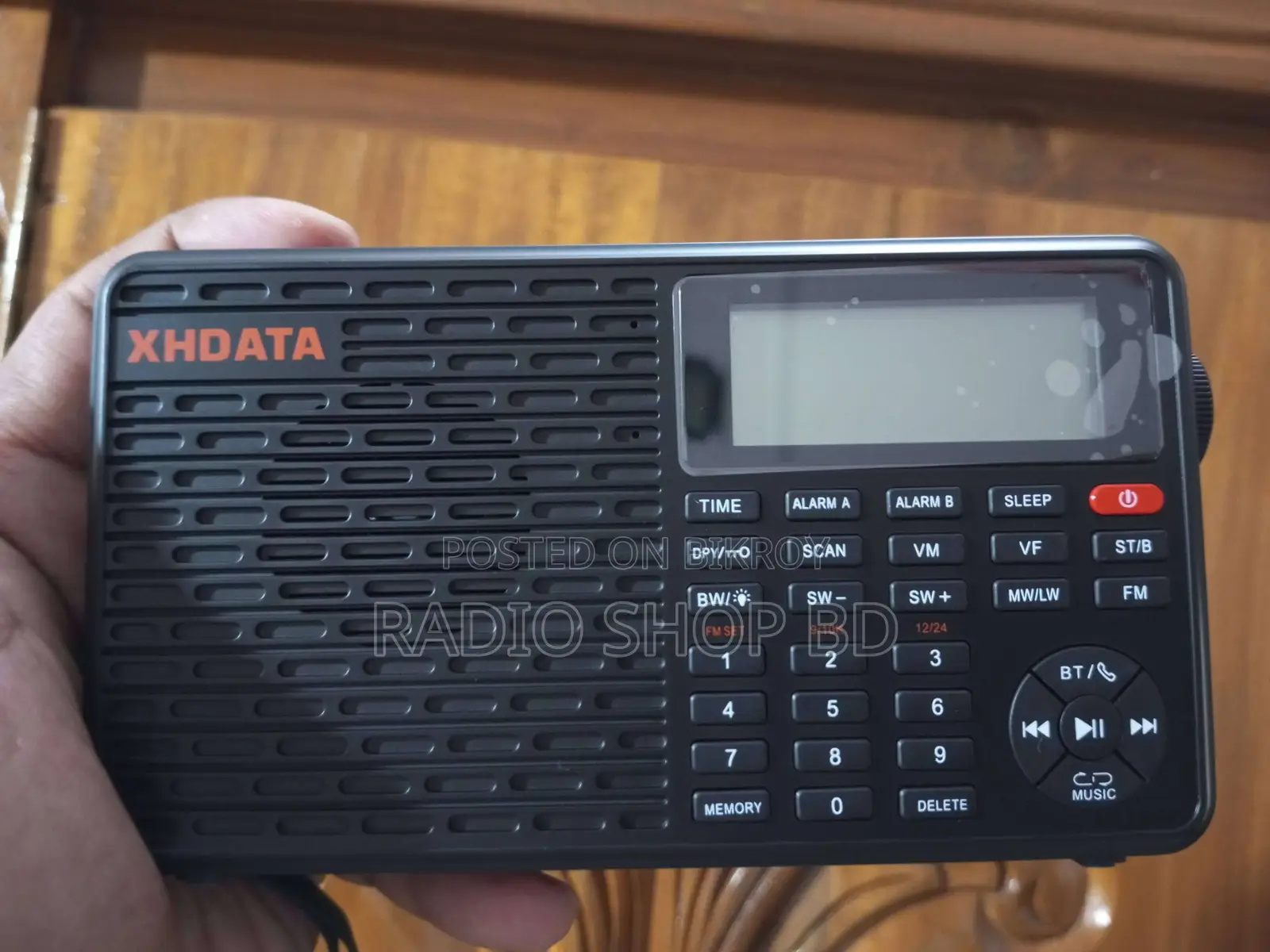 Xhdata D109 Digital Fm/am/sw/lw Band | Music Player Rechargeable Radio