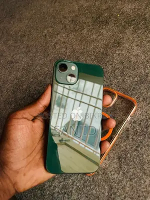 Apple iPhone 13 (128GB) (Used)