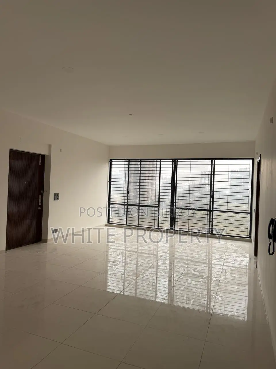 Apartment sale at Bashundhara Block-M, Road 38 Corner plot