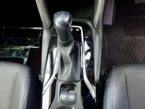 Toyota Corolla Cross Z Leather Pearl 2021