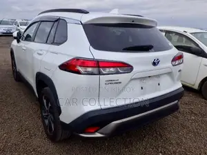 Toyota Corolla Cross Z Leather Pearl 2021