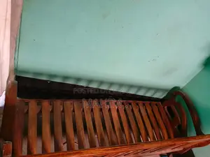 সোফাসেট বিক্রয় হবে