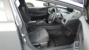 Toyota Prius Massive Gray 2023