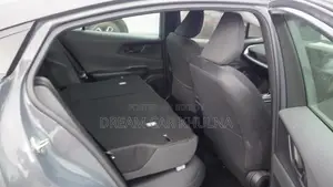 Toyota Prius Massive Gray 2023