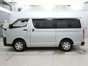 Toyota Hiace DX- PACKAGE 2021