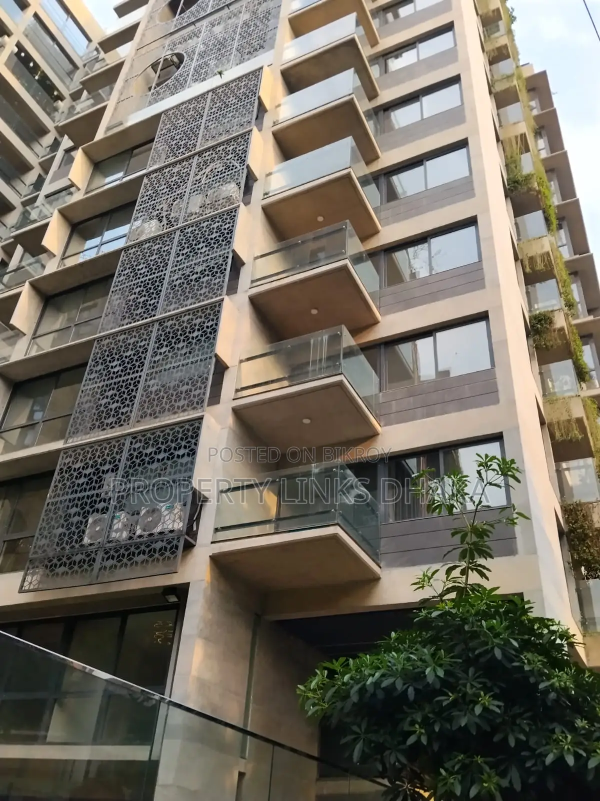 luxurious apartment for rent Gulshan 2
