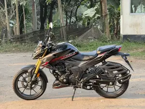Honda Hornet 2.0 2025
