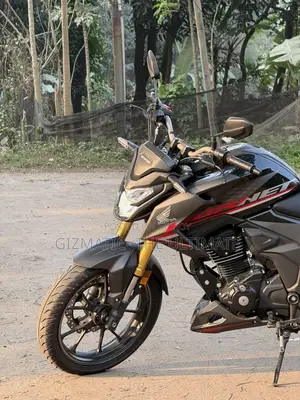 Honda Hornet 2.0 2025