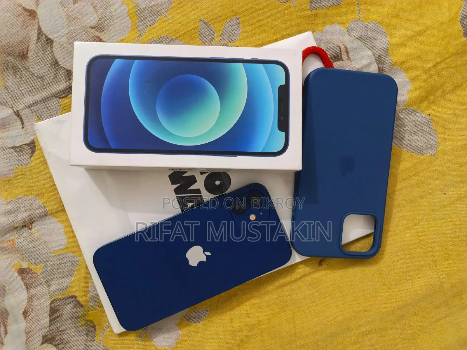Apple iPhone 12 (Used)