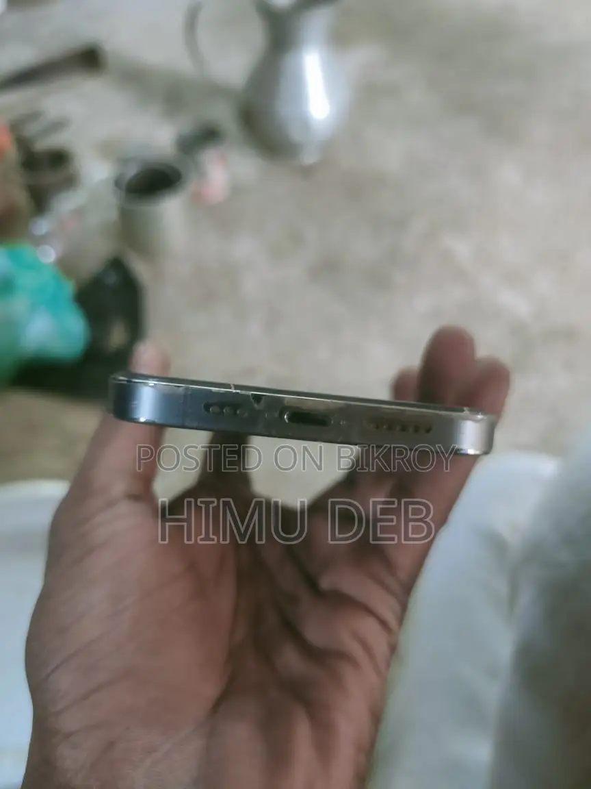 Apple iPhone 12 Pro (Used)