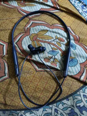 Valdus V-65 Neckband