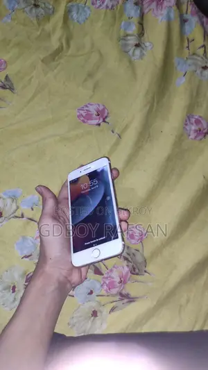 Apple iPhone 7 (Used)
