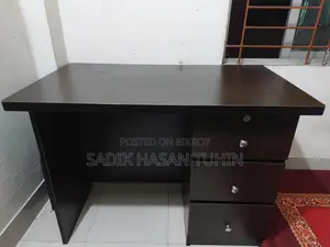 Table & Chair