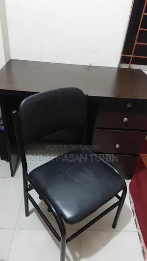 Table & Chair