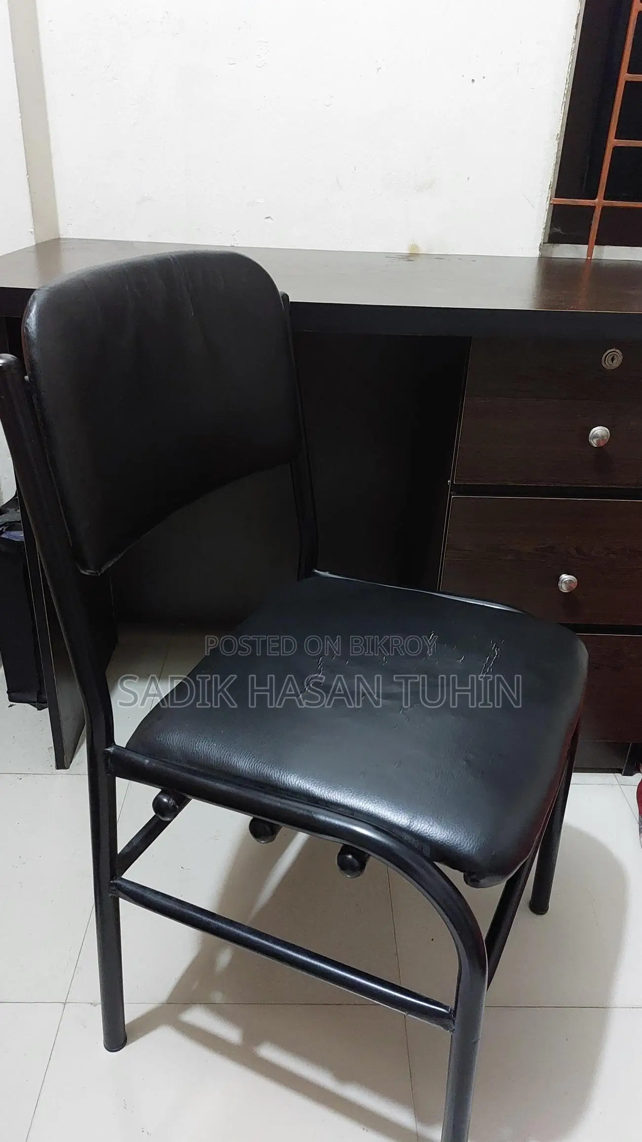 Table & Chair