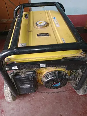 জেনারেটর