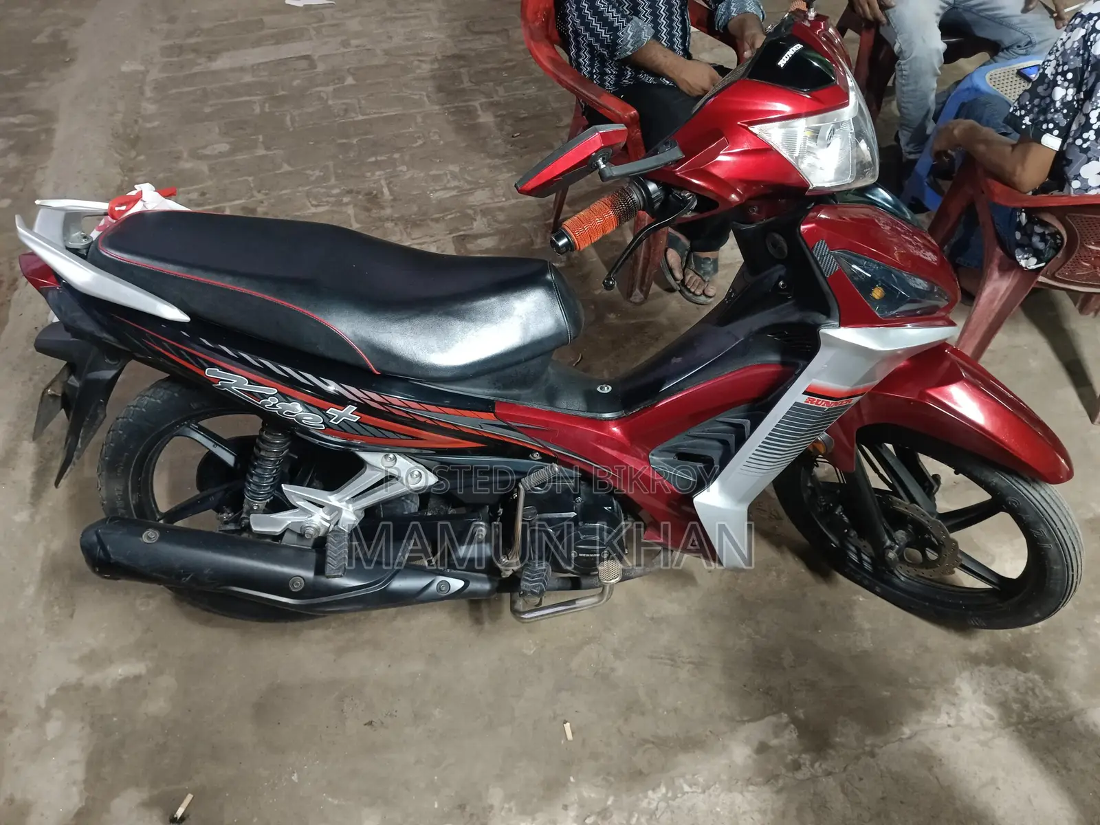 Runner Skooty . 2019